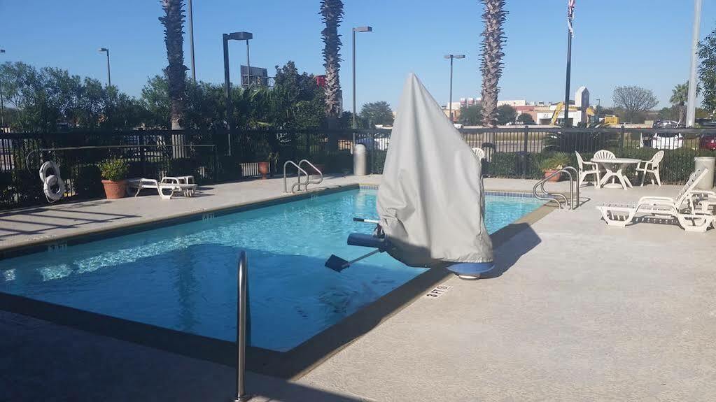 Hampton - Houston/brookhollow Hotel 3*