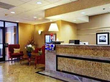 Hampton - Houston/brookhollow Hotel